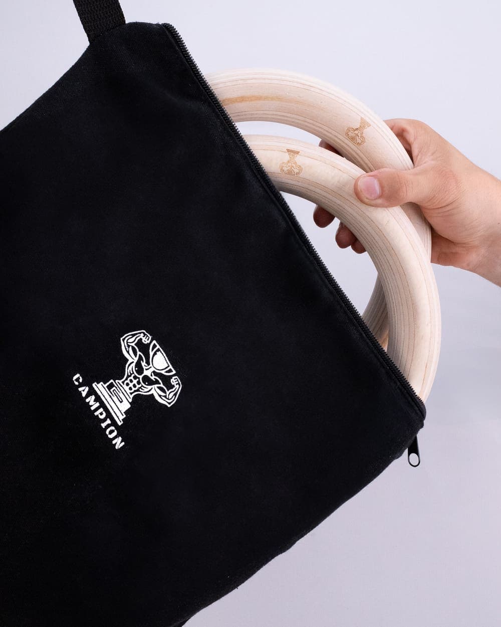 Construiește-ți arsenalul